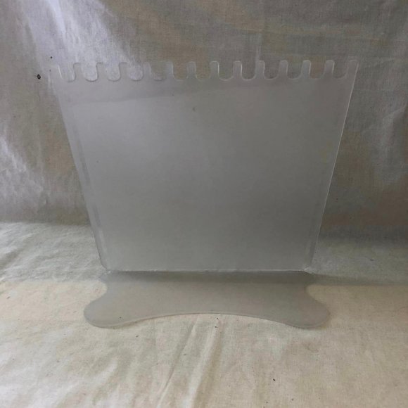 Lot of 7 Acrylic Top Notched Multiple Necklace Display - Picture 4 of 7